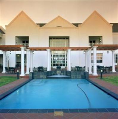 фото отеля City Lodge Grand West Cape Town
