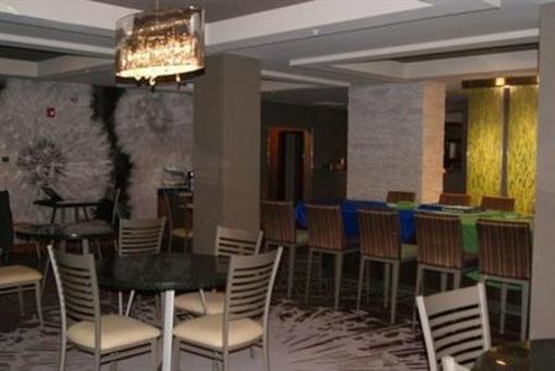 фото отеля Holiday Inn Express Saint Robert-Fort Leonard Wood