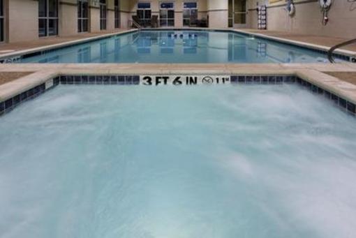 фото отеля Holiday Inn Express Hotel & Suites Weatherford