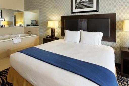 фото отеля Holiday Inn Express Hotel & Suites Weatherford