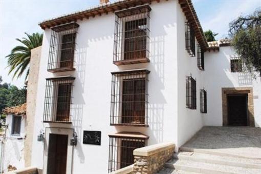 фото отеля Apartamentos Turisticos Alhambra