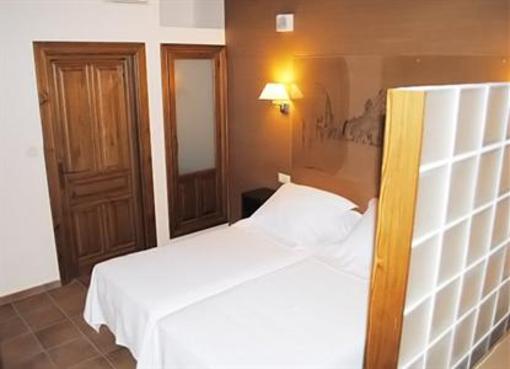 фото отеля Apartamentos Turisticos Alhambra