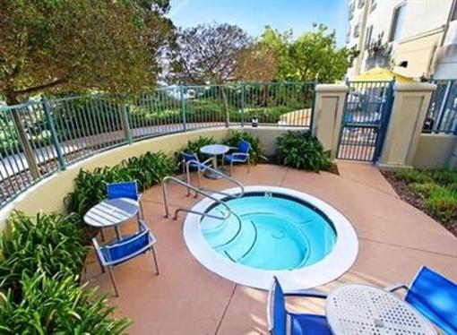 фото отеля TownePlace Suites Redwood City Redwood Shores