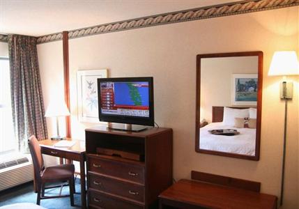 фото отеля Hampton Inn & Suites Tampa - North