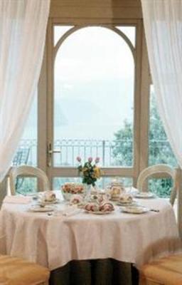 фото отеля Romantik Hotel Relais Mirabella Iseo