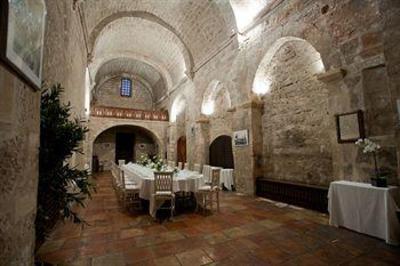 фото отеля Abbaye de Sainte Croix