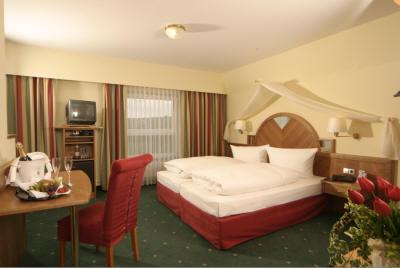 фото отеля BEST WESTERN Queens Hotel Pforzheim-Niefern