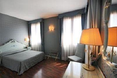 фото отеля Locanda Antica Venezia