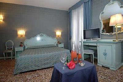 фото отеля Locanda Antica Venezia