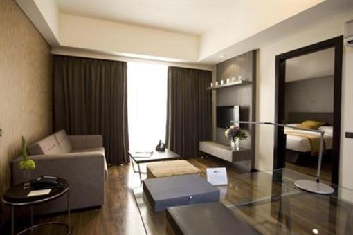 фото отеля Best Western Premier F1 Hotel