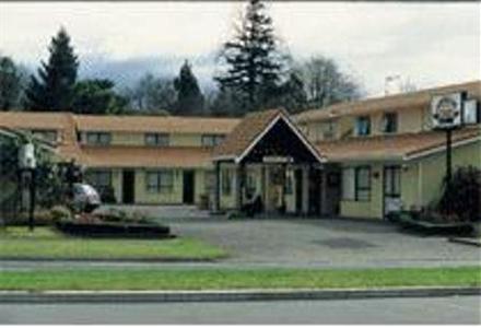 фото отеля Gwendoline Court Motel