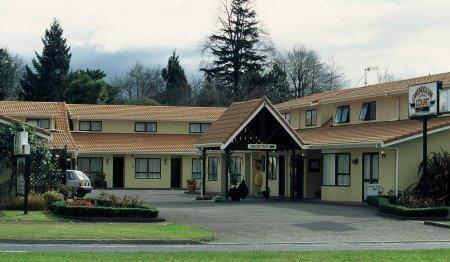 фото отеля Gwendoline Court Motel