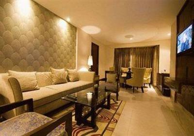 фото отеля The Fern - An Ecotel Hotel