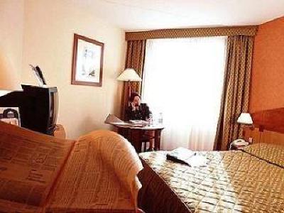 фото отеля Mercure Saint Etienne Parc de L'Europe