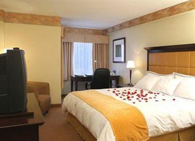 фото отеля Radisson Hotel Ottawa Parliament Hill