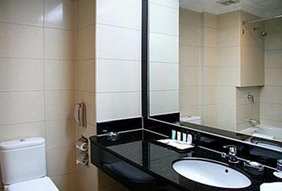 фото отеля Ramada Plaza Hotel Wuxi