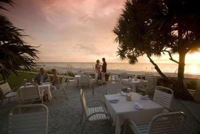 фото отеля The Naples Beach Hotel & Golf Club
