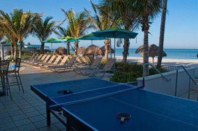 фото отеля The Naples Beach Hotel & Golf Club