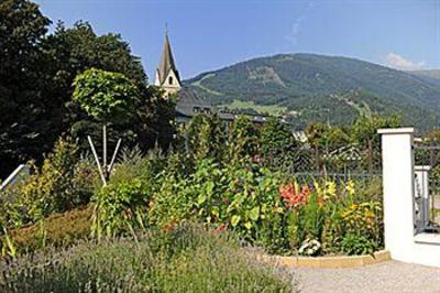 фото отеля Grand Hotel Lienz