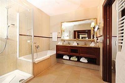 фото отеля Grand Hotel Lienz