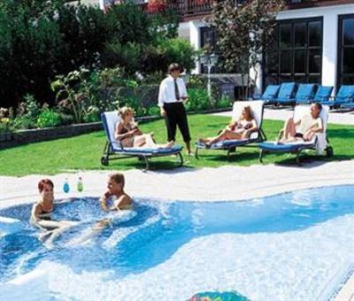 фото отеля Hotel Unterwirt Reit im Winkl