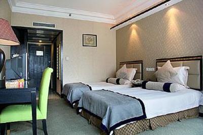 фото отеля Longhill Hotel