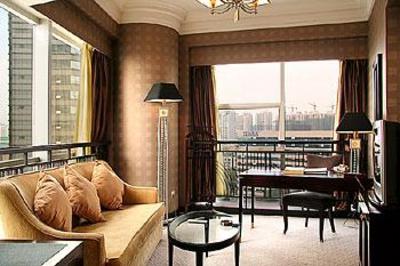 фото отеля Longhill Hotel