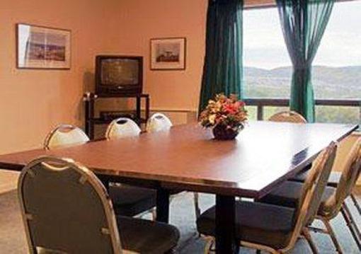 фото отеля Comfort Inn Corner Brook