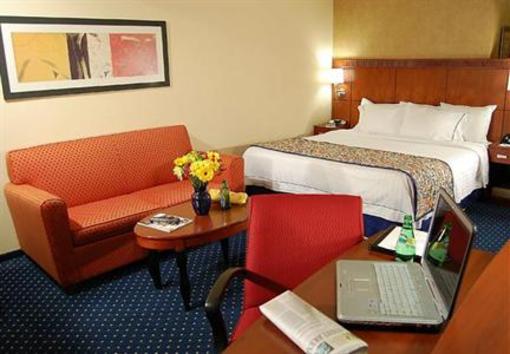 фото отеля Courtyard Orlando Ocoee
