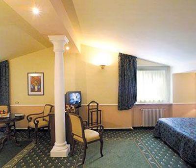 фото отеля Hotel Elena Saint-Vincent (Italy)