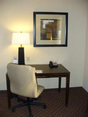 фото отеля Hampton Inn & Suites Enid