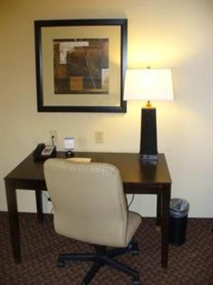 фото отеля Hampton Inn & Suites Enid
