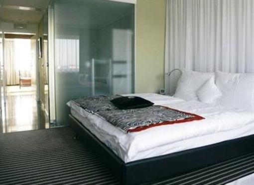фото отеля Galerie Design Hotel Bonn