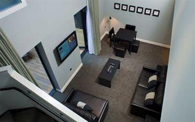 фото отеля base2stay Liverpool