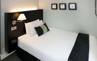 фото отеля base2stay Liverpool