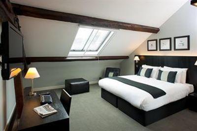 фото отеля base2stay Liverpool