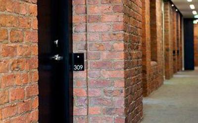 фото отеля base2stay Liverpool