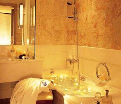 фото отеля Holiday Suites