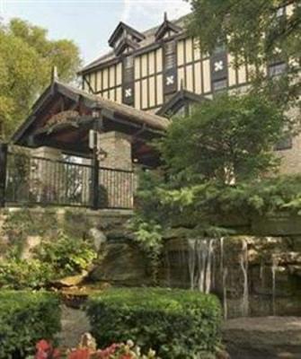 фото отеля Old Mill Inn & Spa