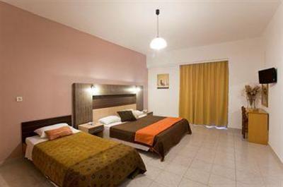 фото отеля Zoe's Hotel-Studios