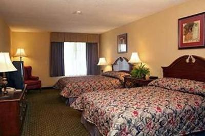фото отеля Anaheim Camelot Inn & Suites
