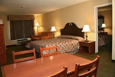 фото отеля Anaheim Camelot Inn & Suites