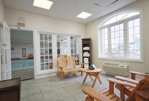 фото отеля Country Inn & Suites Kanata Ottawa