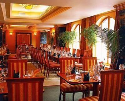 фото отеля Killarney Plaza Hotel and Spa
