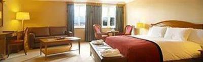 фото отеля Killarney Plaza Hotel and Spa