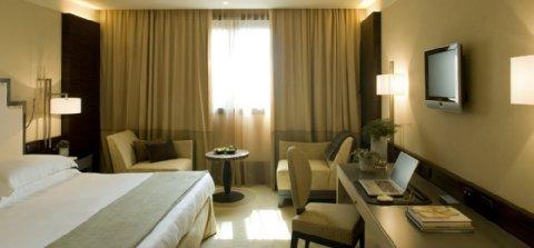 фото отеля Starhotels Grand Milan