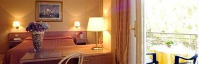 фото отеля Hotel Sole Mare Ventimiglia