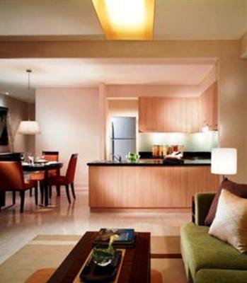 фото отеля The Mayflower Apartments Jakarta