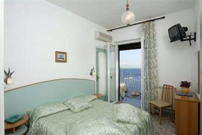 фото отеля Hotel Giardino delle Ninfe e La Fenice