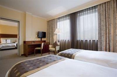 фото отеля Holiday Inn Salerno-Cava De' Tirreni
